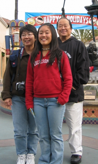 Ron, Margie & Kerri Sakaue--2 yrs. ago at Universal LA